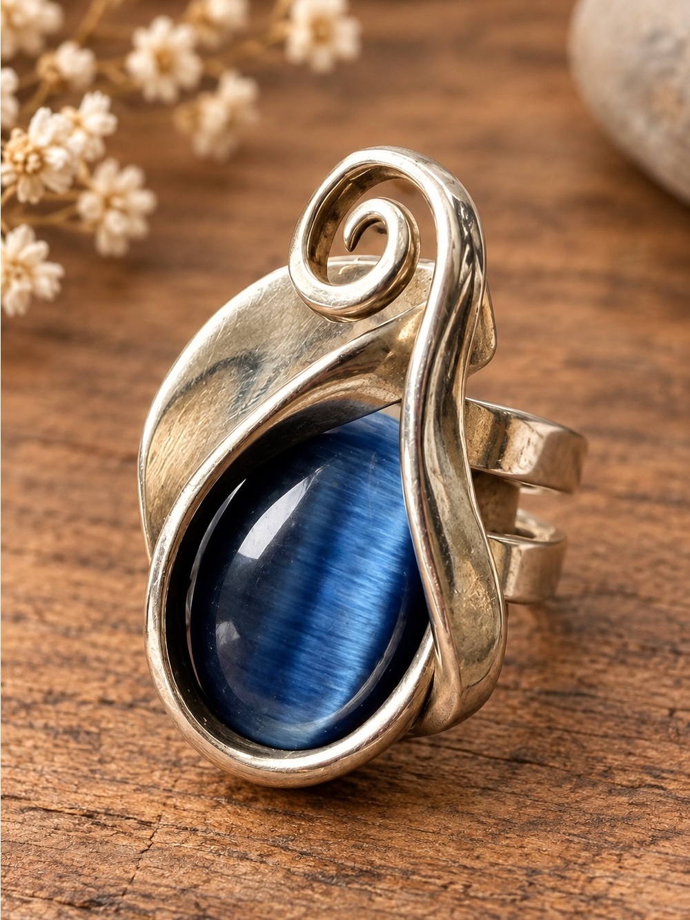 VINTAGE KREMENTZ BY SIMON Heavy 925 Sterling Silver blue cats eye 15.5g size 7